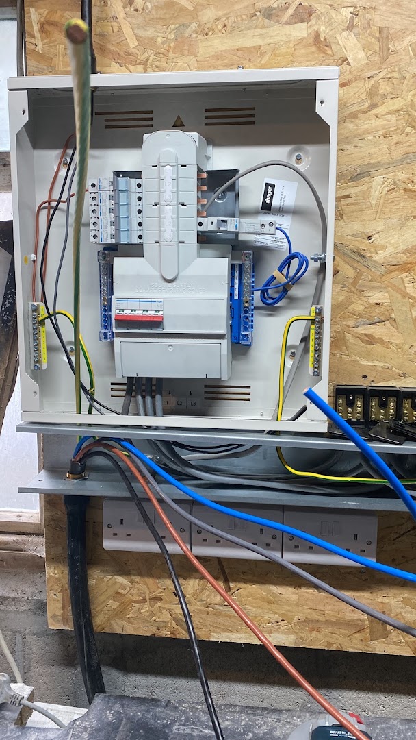 Bright Home Electrics, Penzance electrician — Photos 14
